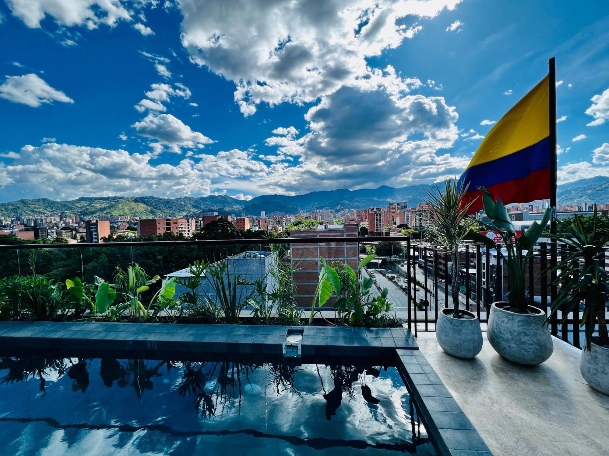 Los Patios Cool Living Medellín Eksteriør billede