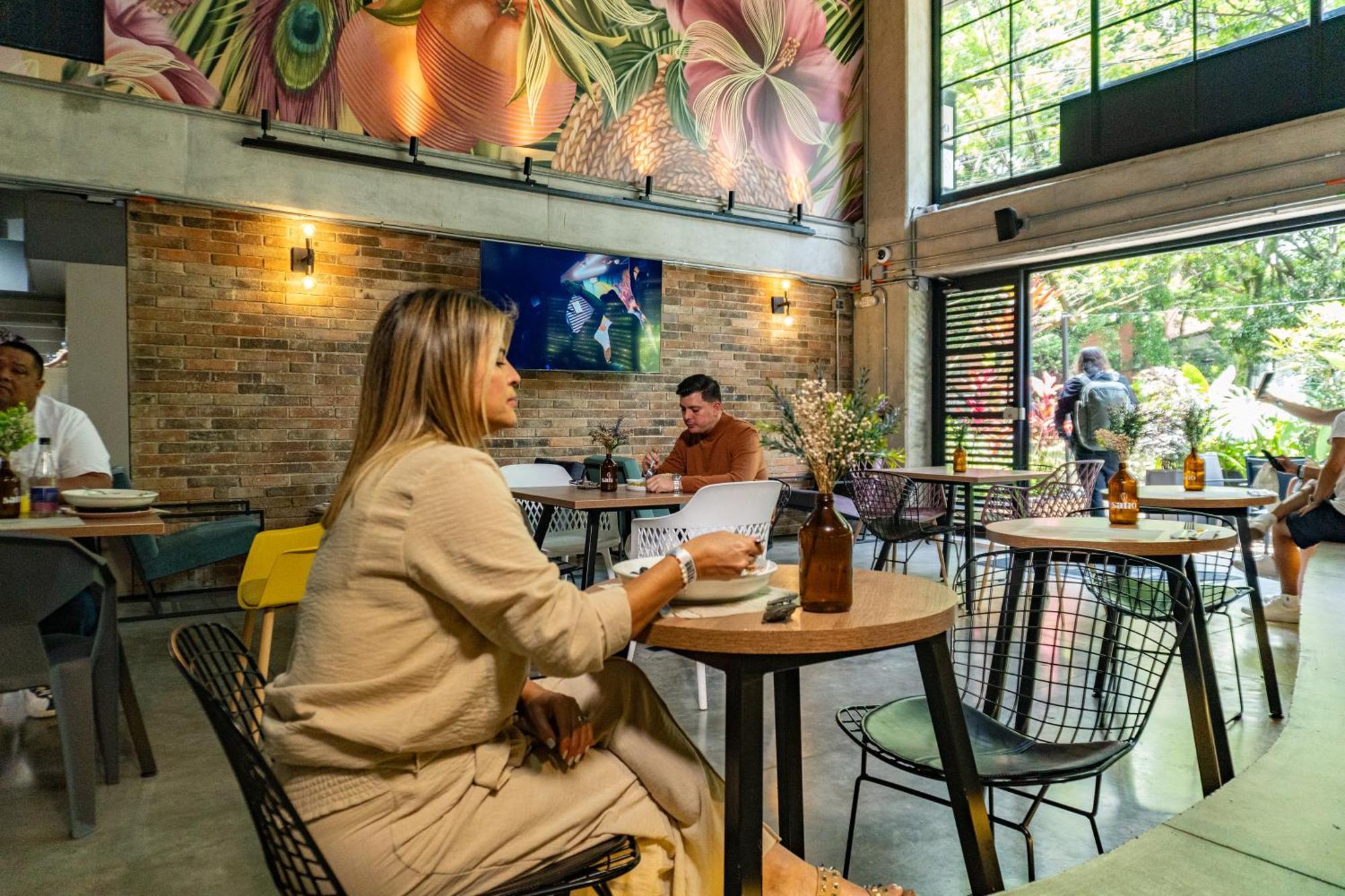 Los Patios Cool Living Medellín Eksteriør billede